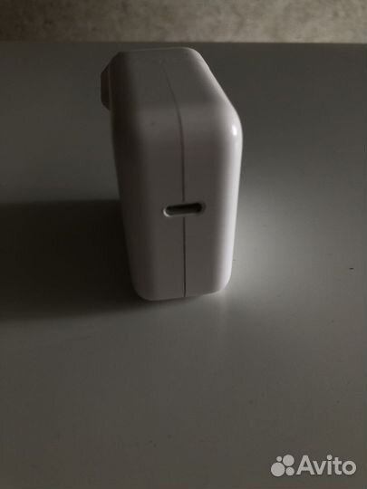 Apple 30w USB c power adapter
