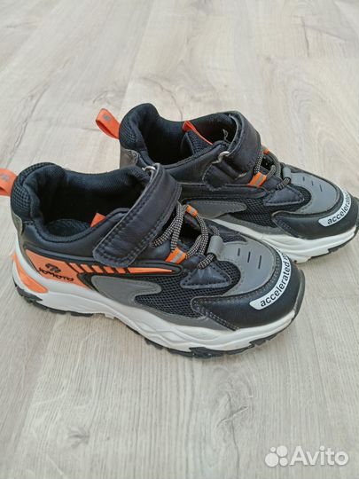 Кроссовки Jomoto