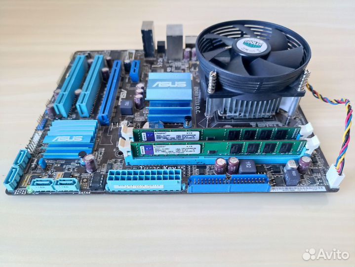 Отличный Комплект 4 ядра + Материнка + 8Gb память