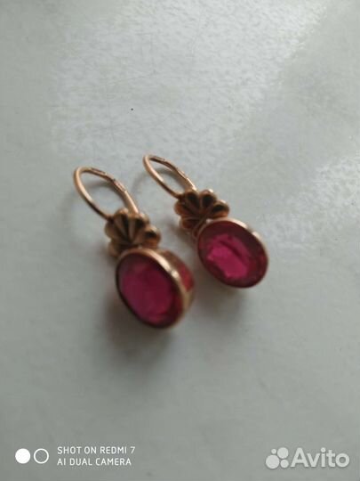 Золотые серьги