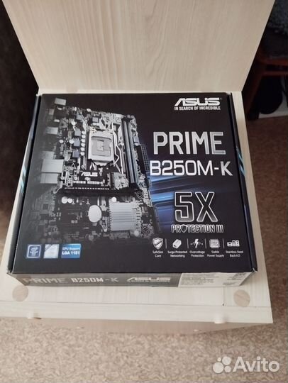 Материнская плата