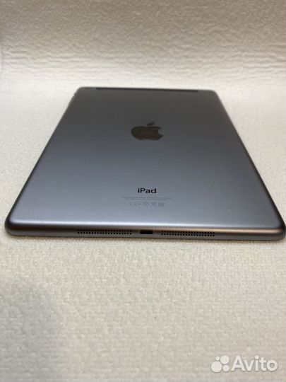 iPad Air Wi-Fi + Cellular 16GB