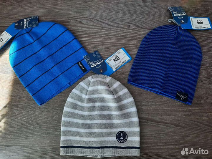 Новые шапки 50-52размер