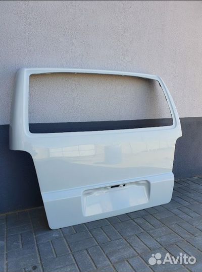 Задняя дверь хлопушка Mercedes Vito (W638)