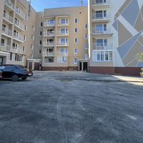 2-к. квартира, 51 м², 1/5 эт.