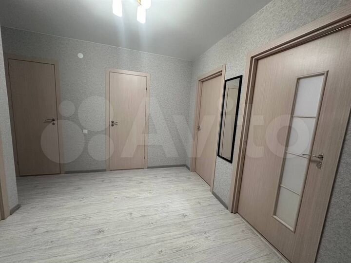 2-к. квартира, 58 м², 2/5 эт.