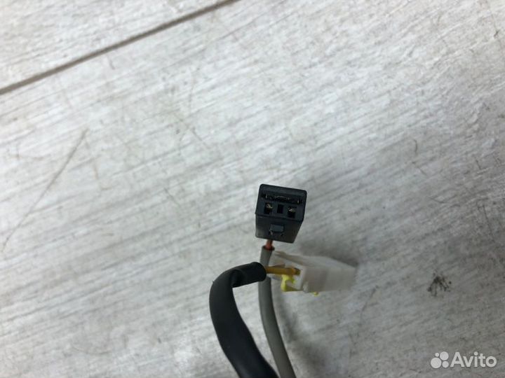 Шлейф руля Nissan Terrano внедорожник TD27T 2000