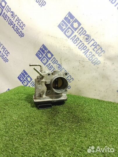 Дроссельная заслонка Toyota Corolla универсал 1.6