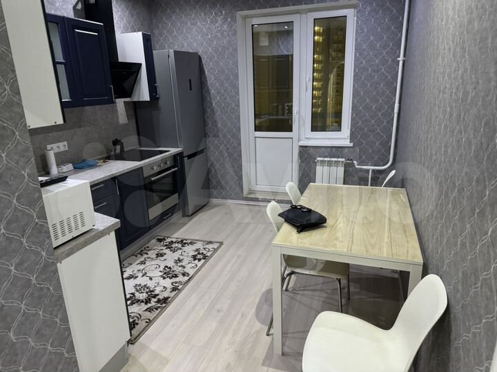 2-к. квартира, 61 м², 12/17 эт.