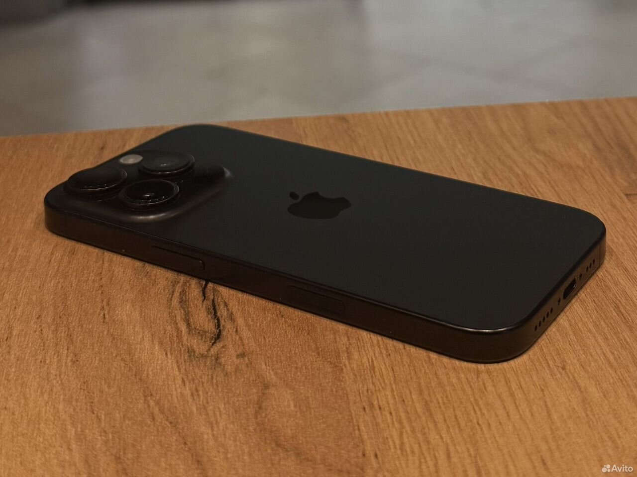 iPhone 16 Pro, 256 ГБ