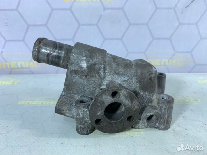 Фланец системы охлаждения Opel Corsa C Z12XE 2002