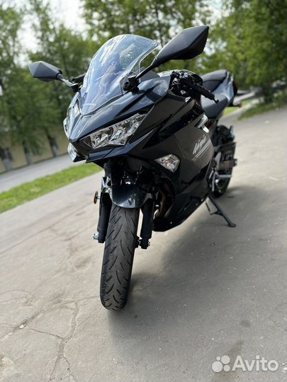 Kawasaki Ninja 400