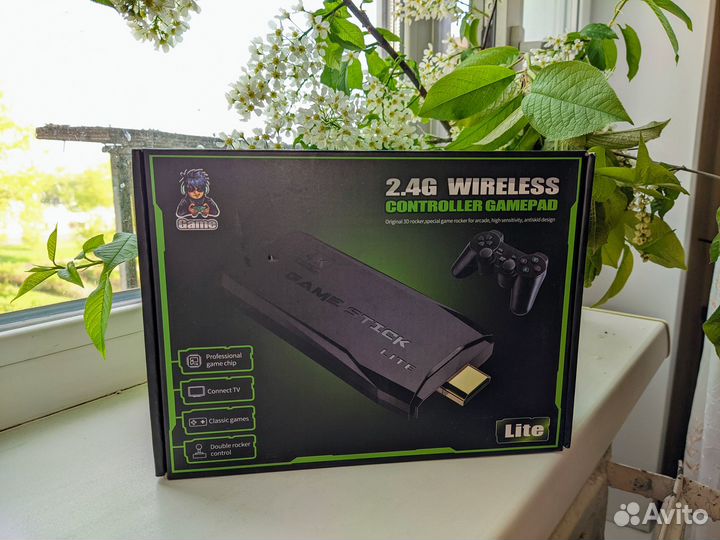 Игровая приставка Game Stick Lite 15.000 игр