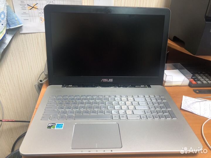 Ноутбук asus