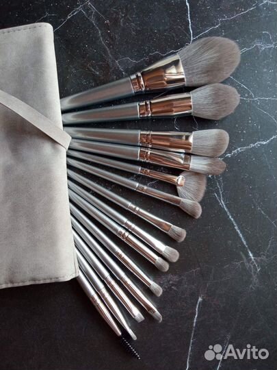 Кисти для макияжа