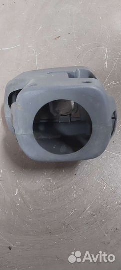 Кожух рулевой колонки Nissan Serena c23