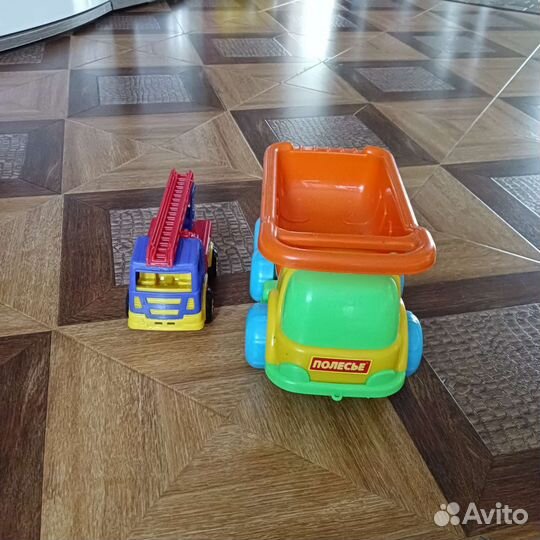 Грузовики Полесье,цена за две машины