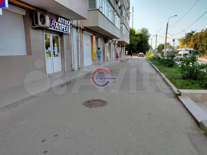 Свободного назначения на первой линии, 80 кв.м