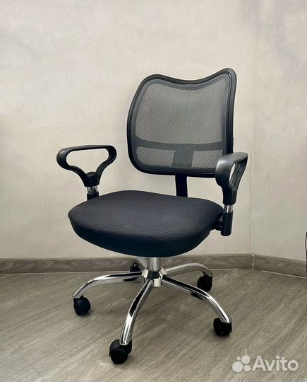 Компьютерное кресло