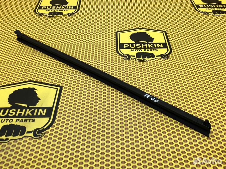 Бархотка стекла двери внутренняя задняя левая