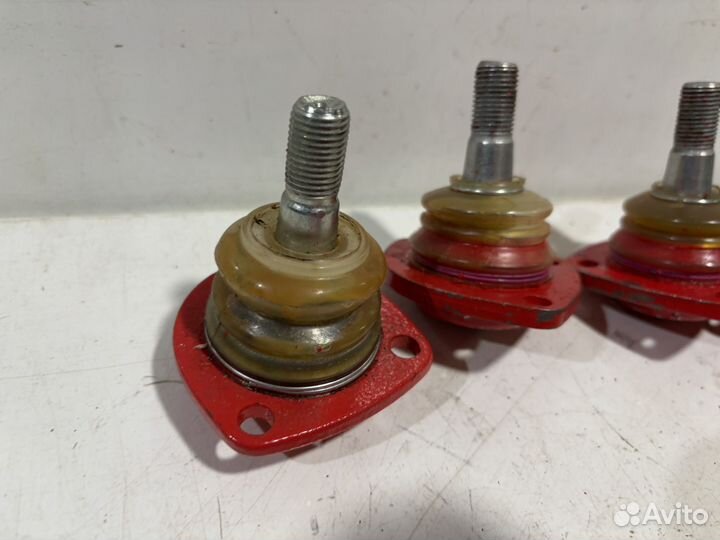 Комплект шаровых опор Ваз 2101
