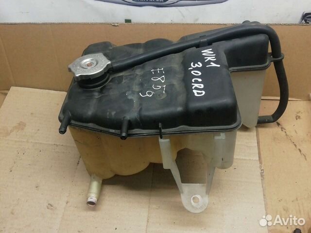 Расширительный бачок Джип Гранд Чероки