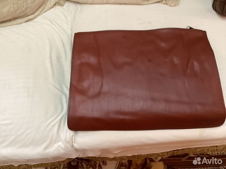 Папка кожаная, Италия