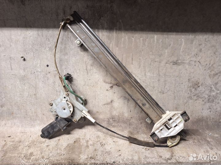 Передний правый стеклоподъемник Chevrolet Lanos