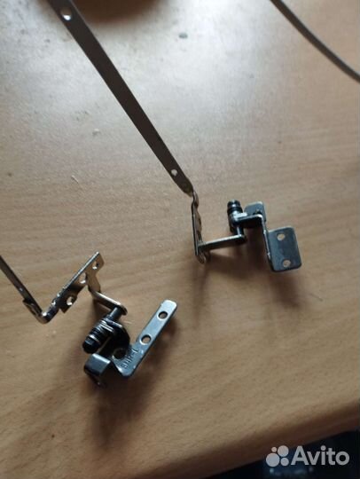 Петли Lenovo z565 g565 g560 g560e