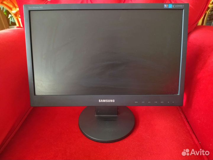 Широкоформатный Монитор 19 дюймов