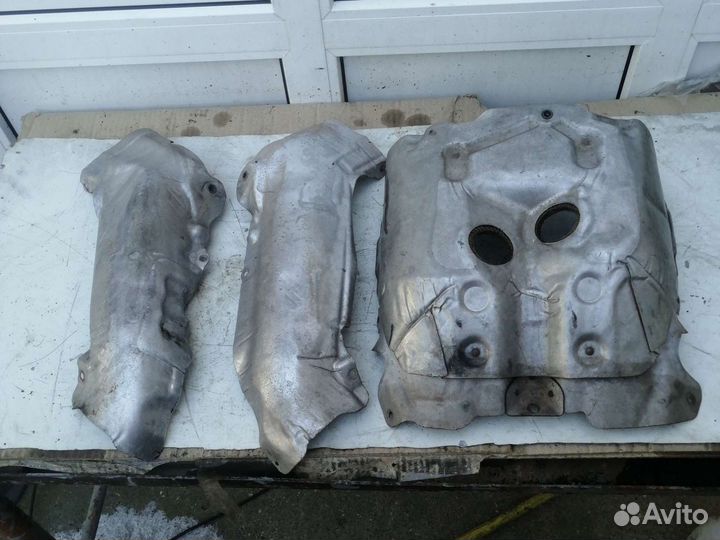 Теплоизоляционный экран BMW F01/F02 X5 M /X6 M