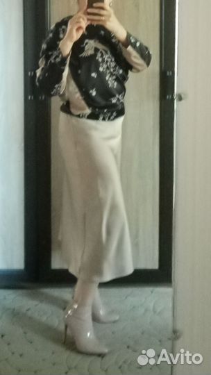 Костюм женский,шёлк