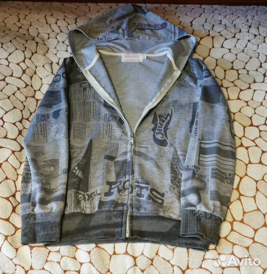 Жилет,куртка,толстовки,штаны,кофты,рубашка белая