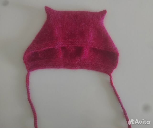 Вязанный чепчик с рожками