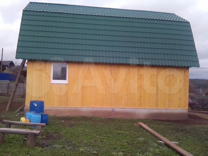 Дом 54 м² на участке 13,6 сот.