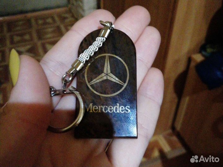 Брелок Mercedes + чехол