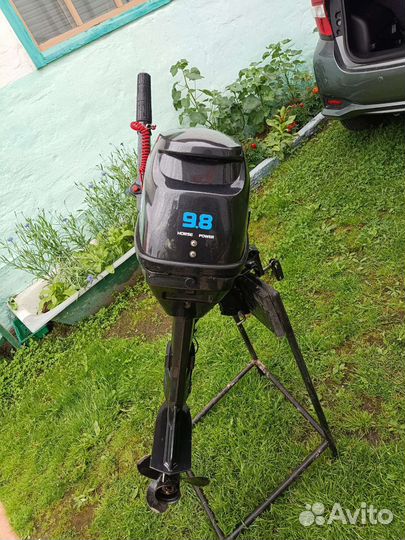 Лодочный мотор