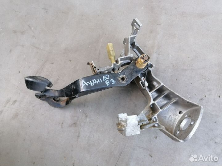 Блок педалей (педальный узел) для Audi 80/90 (B3)