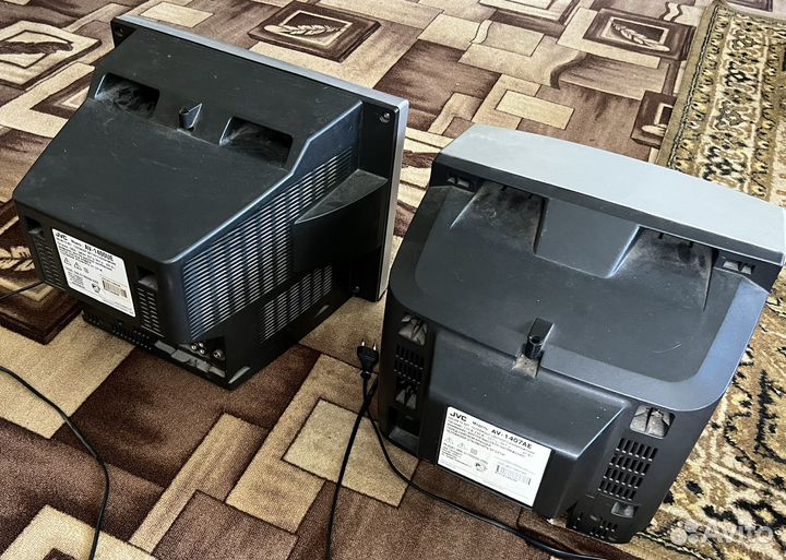 Телевизор JVC