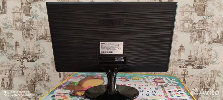 Монитор samsung
