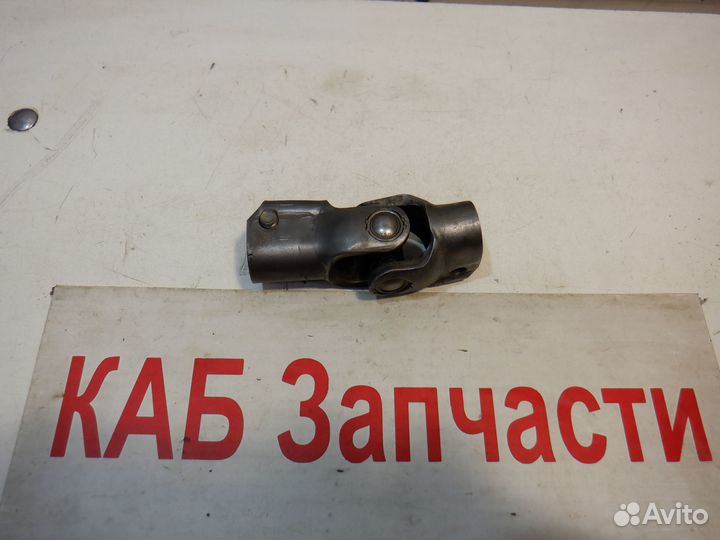 Крестовина Карданчик рулевого вала Mazda 626