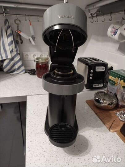Капсульная кофемашина Nespresso Vertuo Next