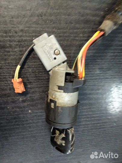 Замок зажигания и ключ Peugeot 307 хетчбек 1.6