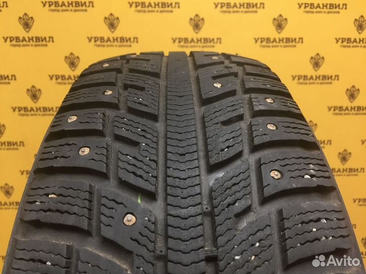 Kumho I'Zen KW22 205/65 R15 94T