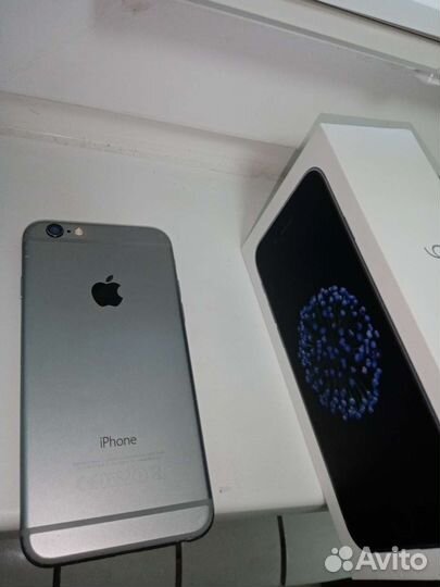 Телефон iPhone 6