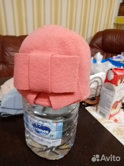 Шапочки женские в стиле 70