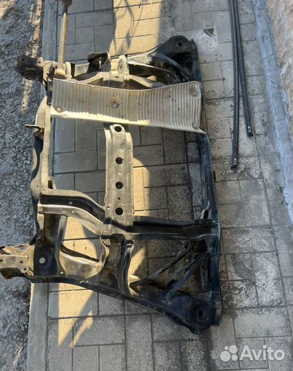 Подрамник Honda Accord 2002-2007