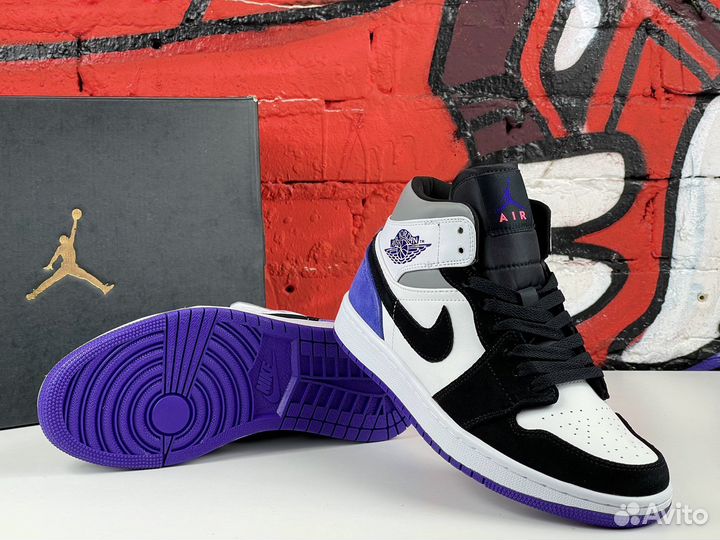 Nike Air Jordan 1 Mid SE Purple