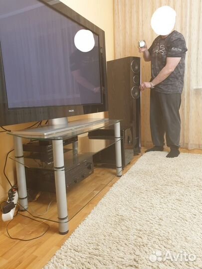 Усилитель, проигрыватель, колонки, сабвуфер