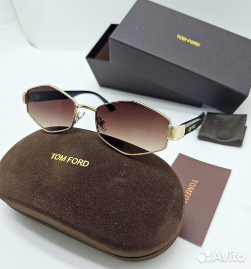 Солнцезащитные очки Tom ford женские